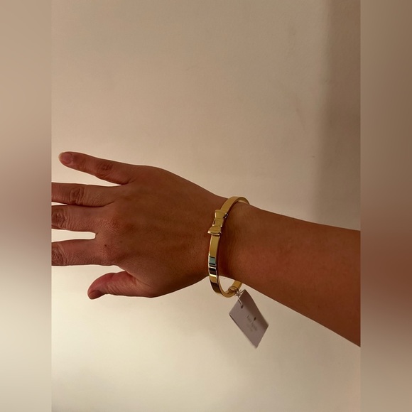 BRAND new Kate Spade bow bracelet with tags on! - Picture 8 of 8